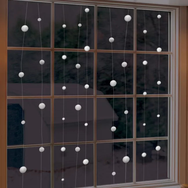 Hanging Snowball Decoration - 12.8m