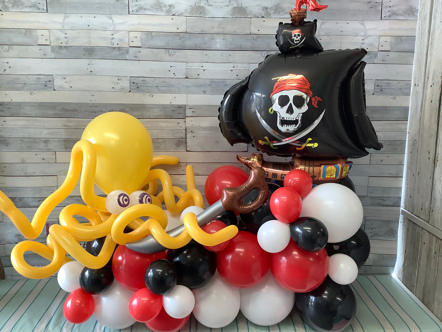 Large Novelty Display