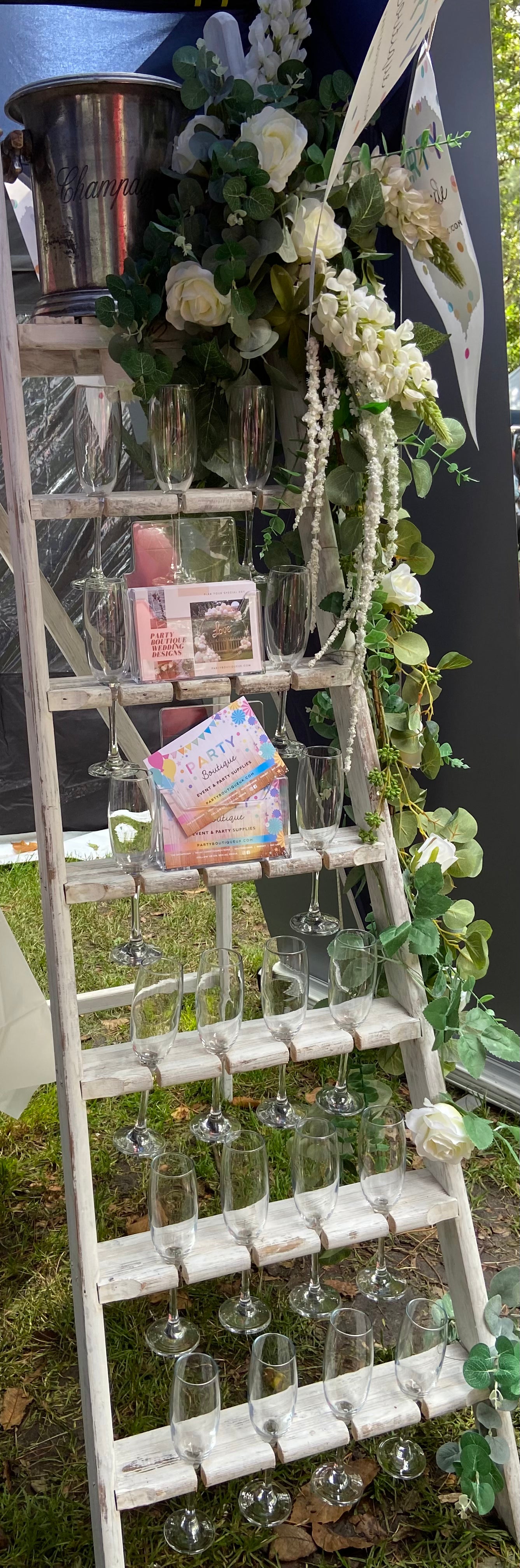 Prosecco Ladder - To Hire